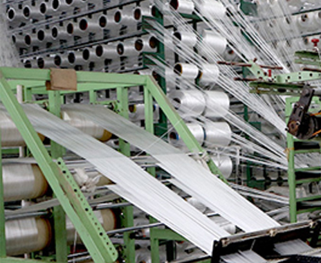 Shuttleless loom