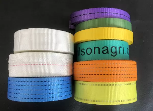 Webbing tapes or webbing ribbon